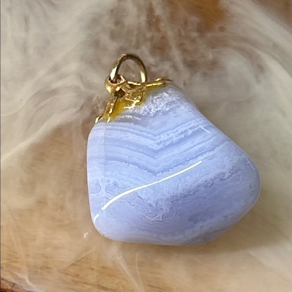 Vintage Jewelry - 🖤Vintage Blue Lace Agate Pendant